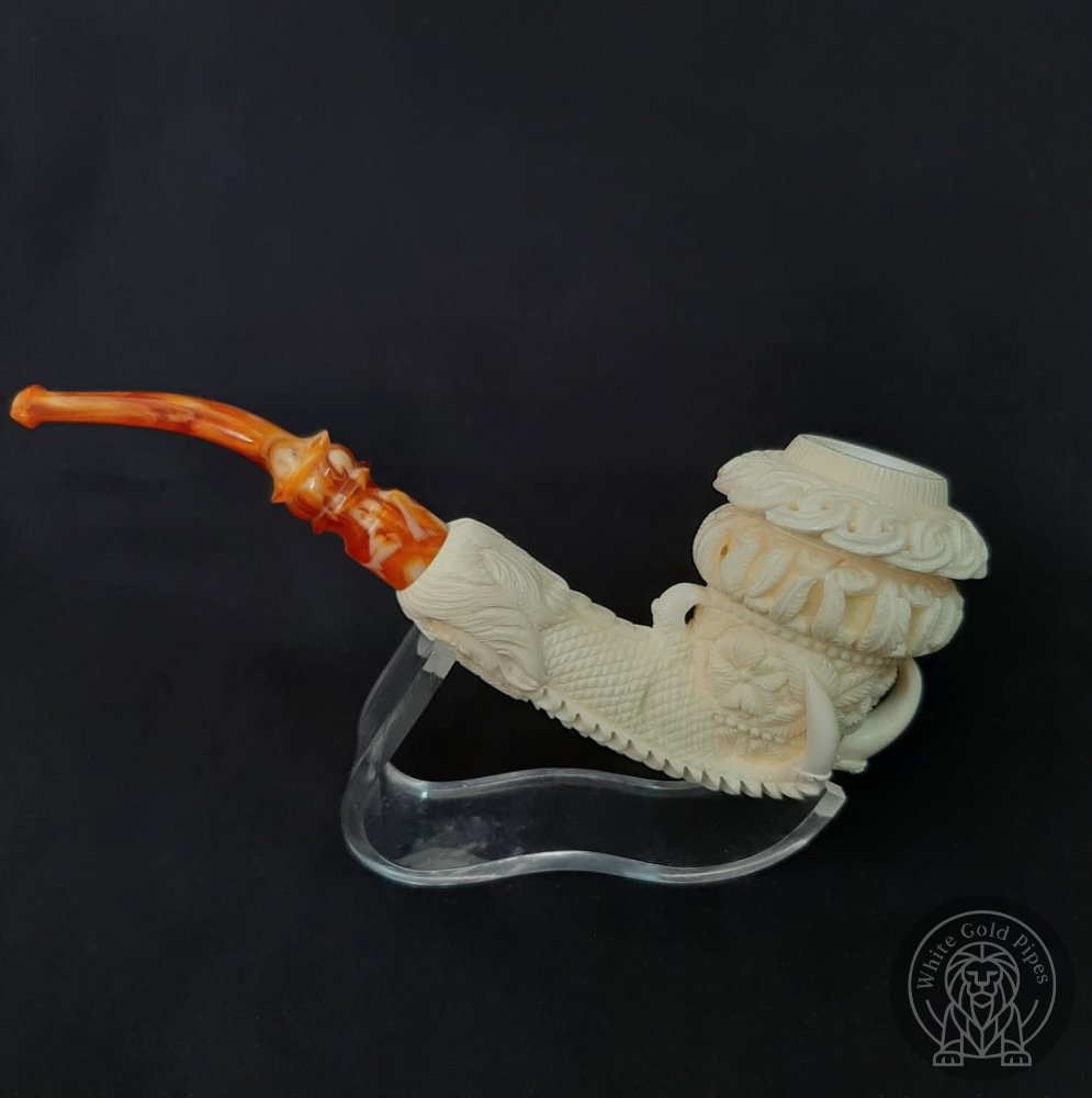 Topkapı in Claw Hand Carved Block Meerschaum Pipe made by Emin Brothers